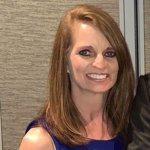 Meet your Posher, Laurie